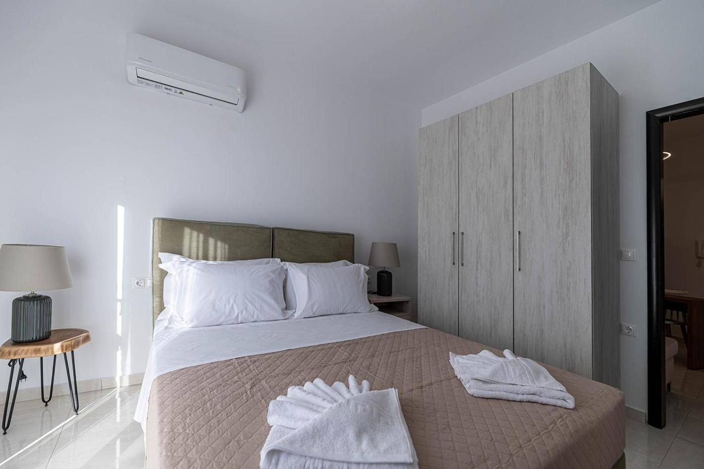 Archangelos Sky Junior Apartment Extérieur photo